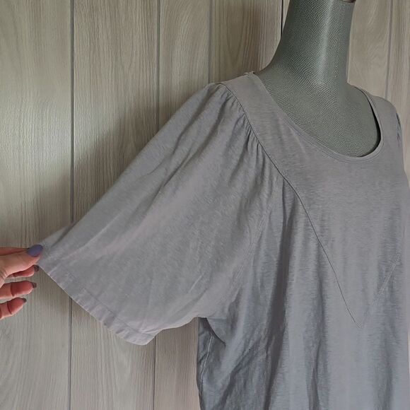 Wrap London | Flowy Shirt - Picture 3 of 7